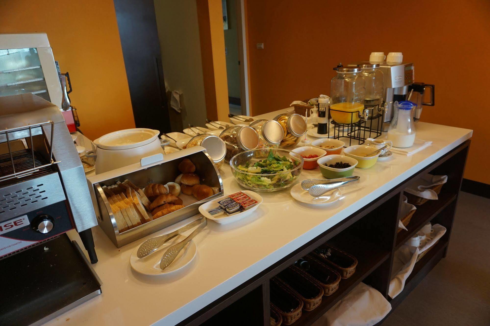 Watermark Hotel - Sizihwan Kaohsiung Eksteriør bilde